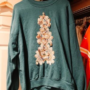 • Christmas sweater •